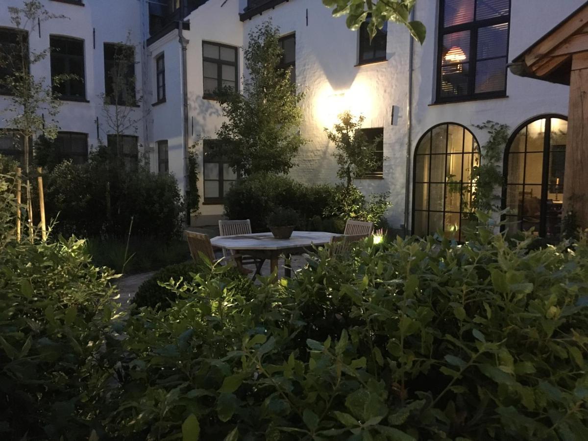 The Herring'S Residence - Stylish Private Cottage With Breakfast In Historic Center - Adults-Only Bruges Exterior photo